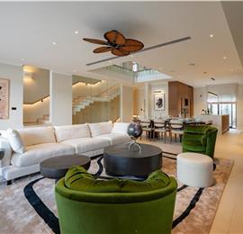 Selection of 5 bedroom seafront villas with pool on Ciovo near Trogir, sleeps 10